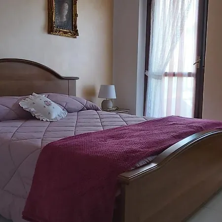Semesterbostad Casa Nonna Dina Gallarate